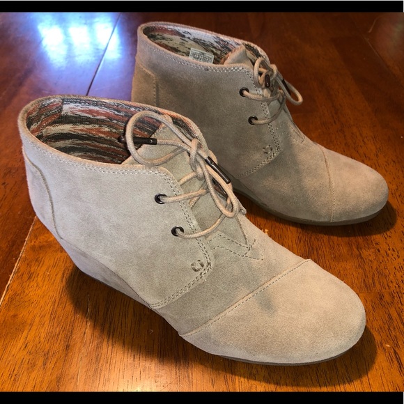 Toms Shoes - Toms Wedge Platform Shoes